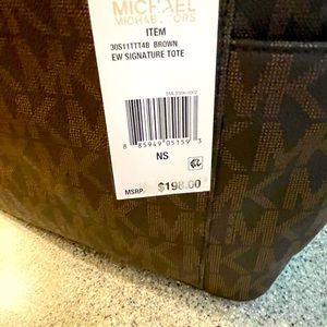 Signature Michael Kors Handbag New with tags